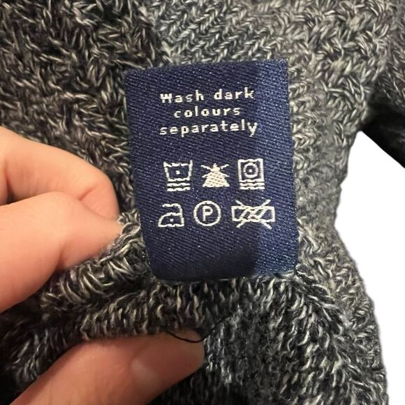 Hechter dark grey wool blend sweater. Size xlt - Picture 5 of 8